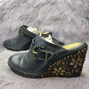 Beverly Feldman Leather Studded Clogs Size 10 Buckle Studs Crystals Boho Western